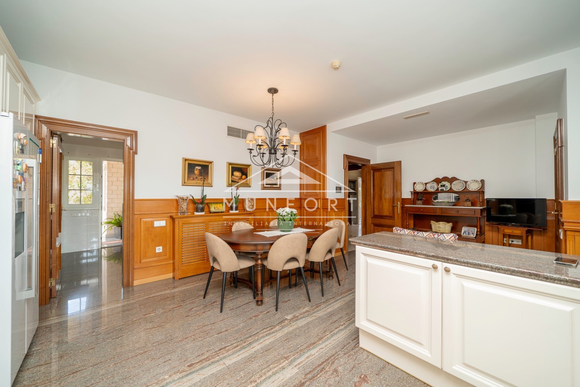 Resale - Villas -
San Pedro del Pinatar