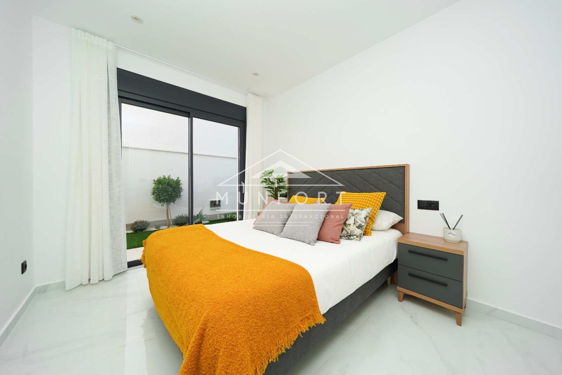 Resale - Villas -
San Pedro del Pinatar