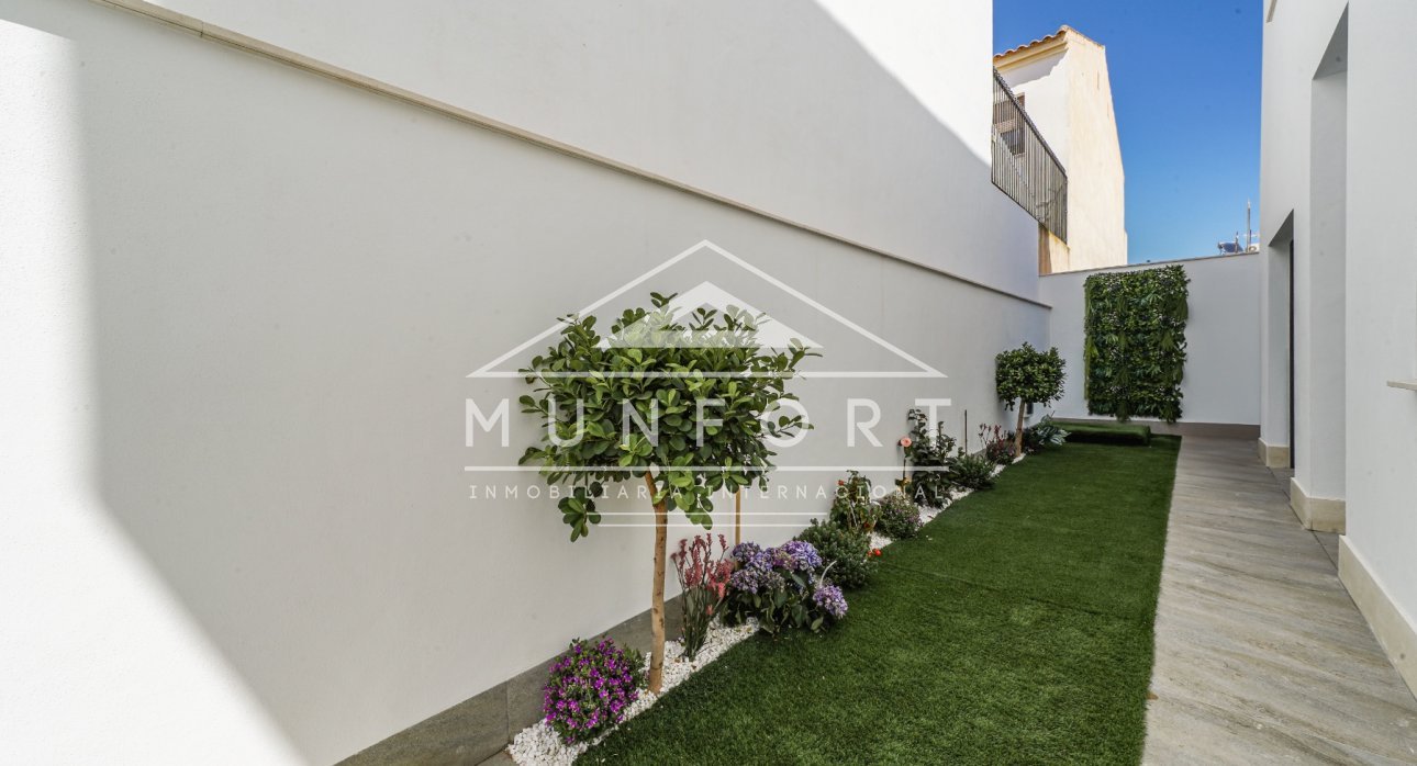 Resale - Villas -
San Pedro del Pinatar