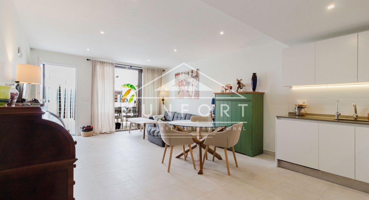 Resale - Villas -
San Pedro del Pinatar