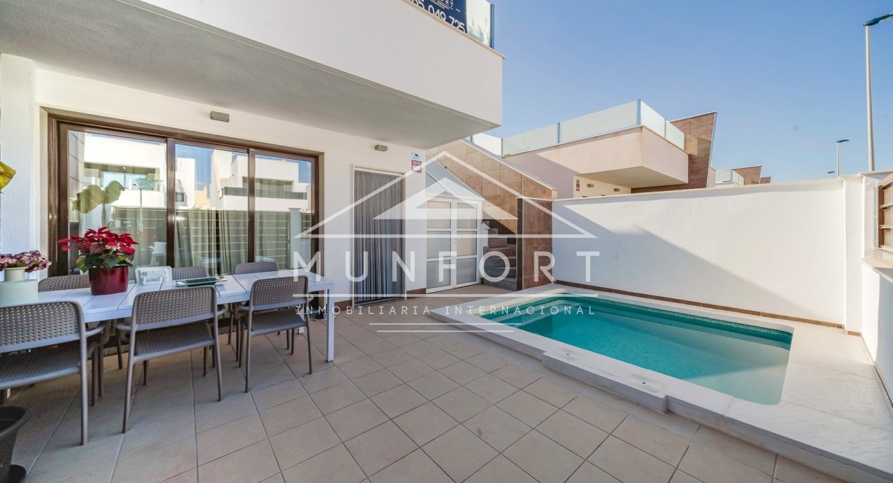 Resale - Villas -
San Pedro del Pinatar