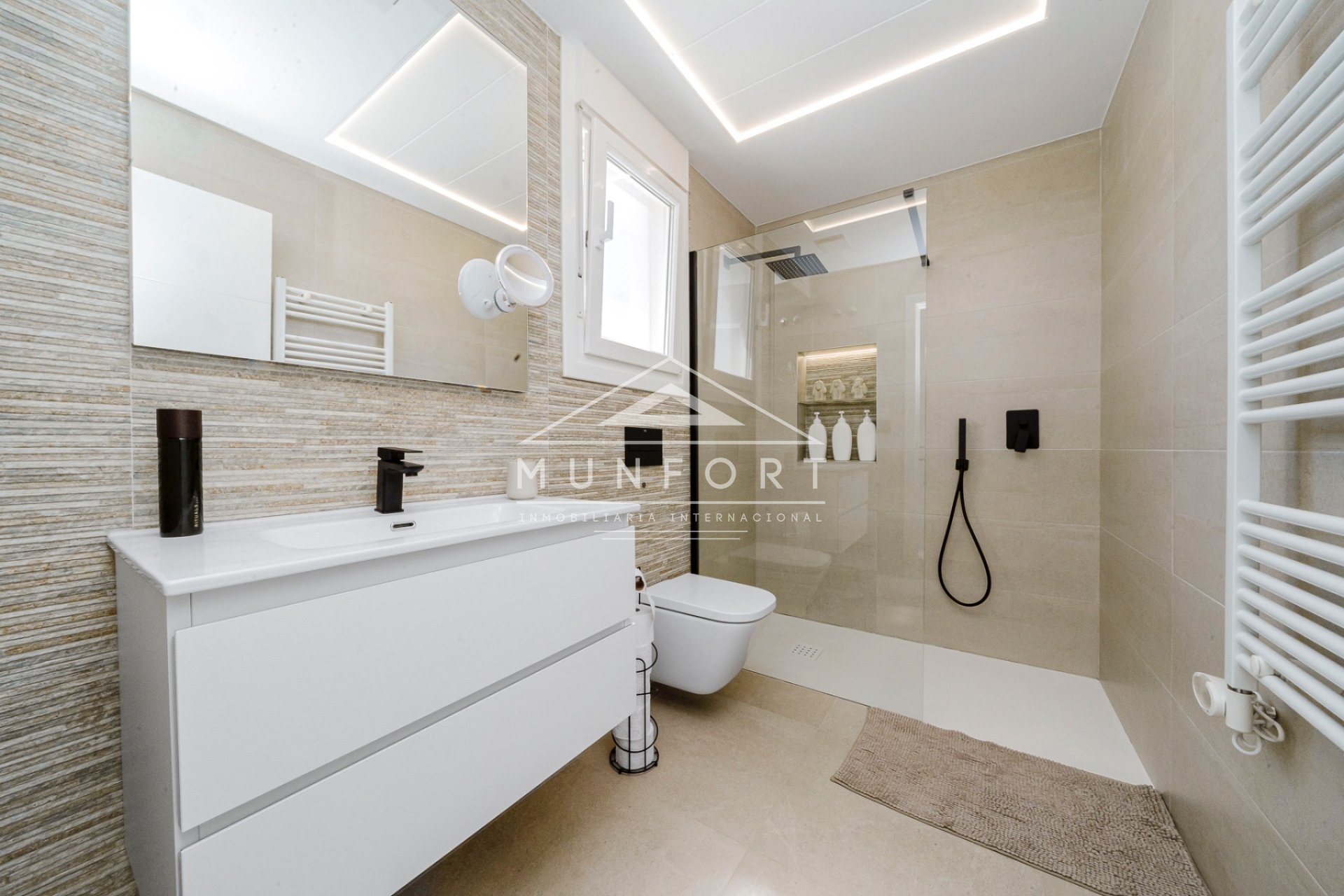 Resale - Villas -
San Pedro del Pinatar