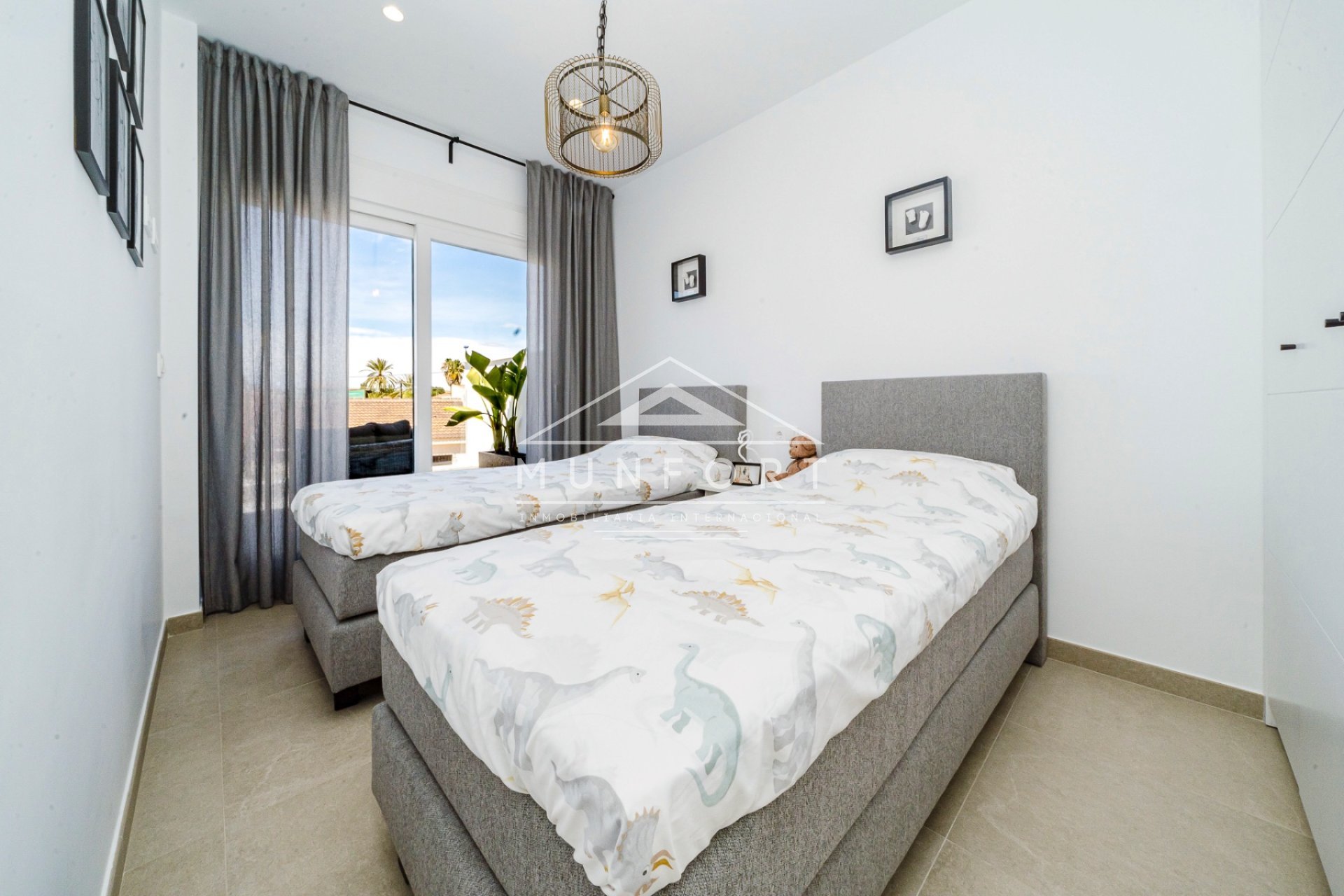 Resale - Villas -
San Pedro del Pinatar