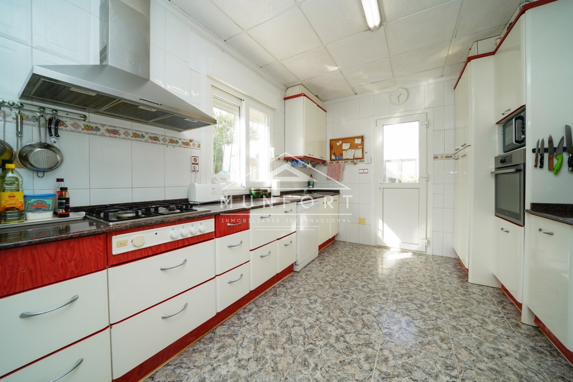 Resale - Villas -
Sucina