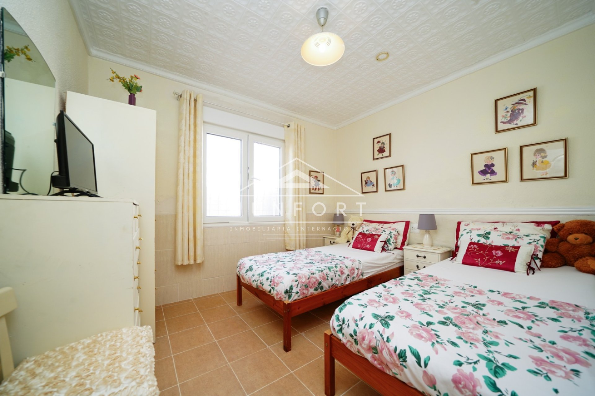 Resale - Villas -
Sucina