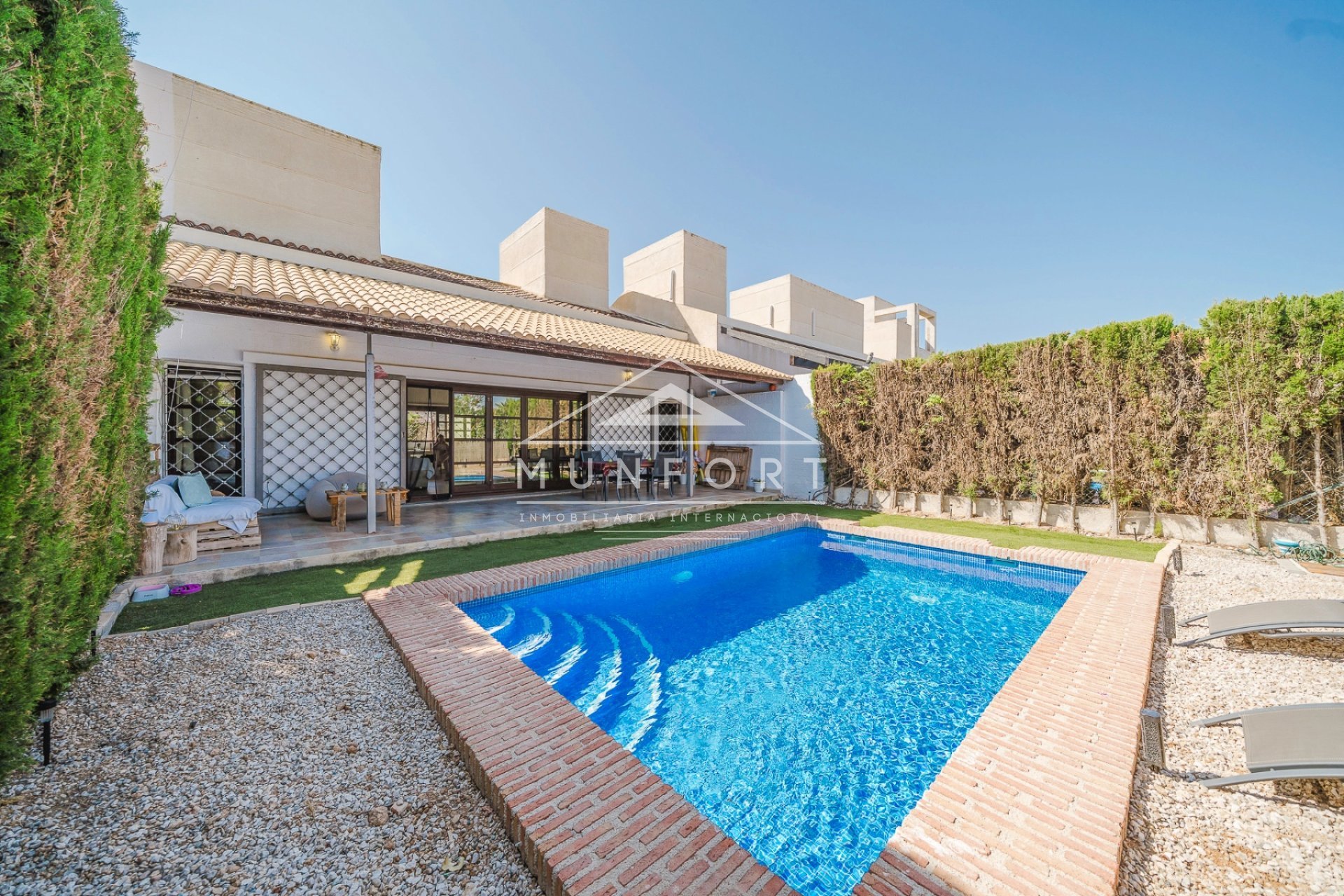 Resale - Villas -
Sucina