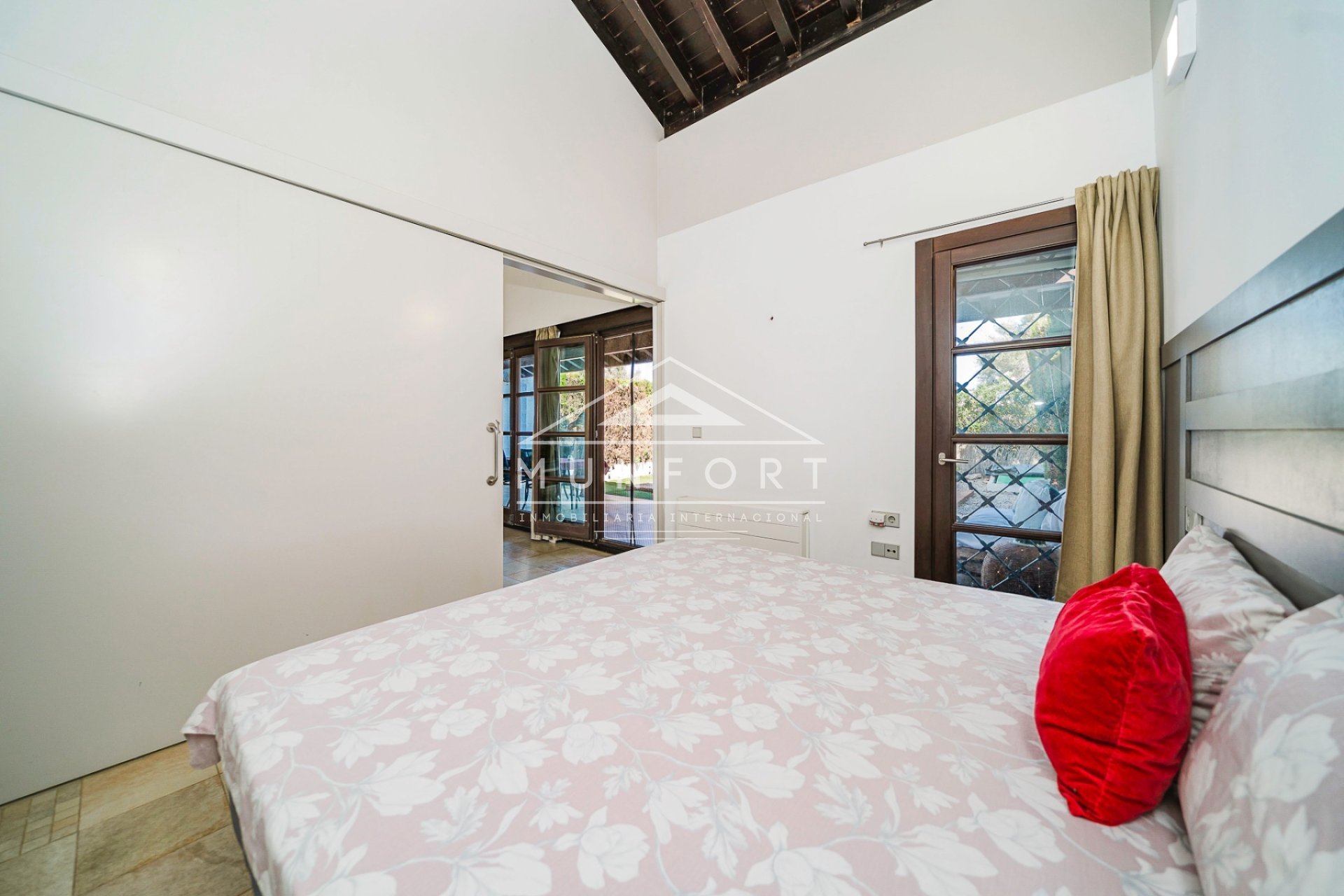 Resale - Villas -
Sucina