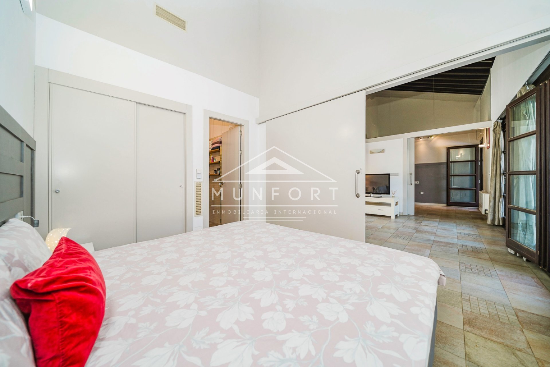 Resale - Villas -
Sucina