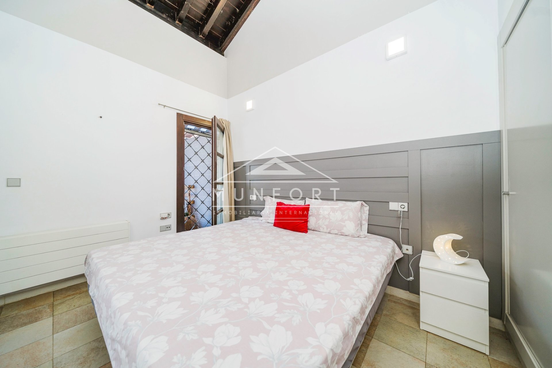 Resale - Villas -
Sucina