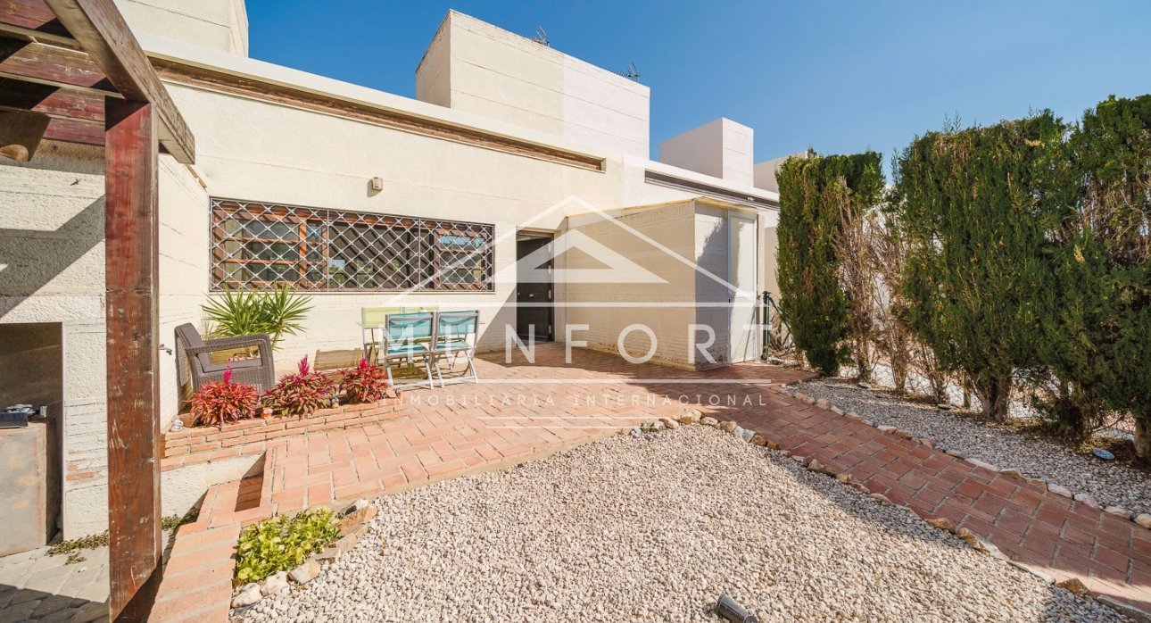 Resale - Villas -
Sucina