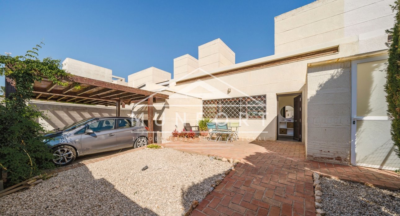 Resale - Villas -
Sucina