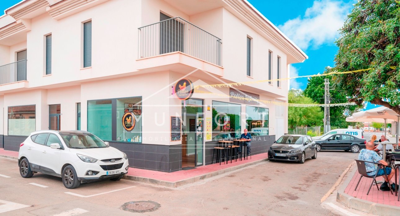 Resale - Villas -
Sucina