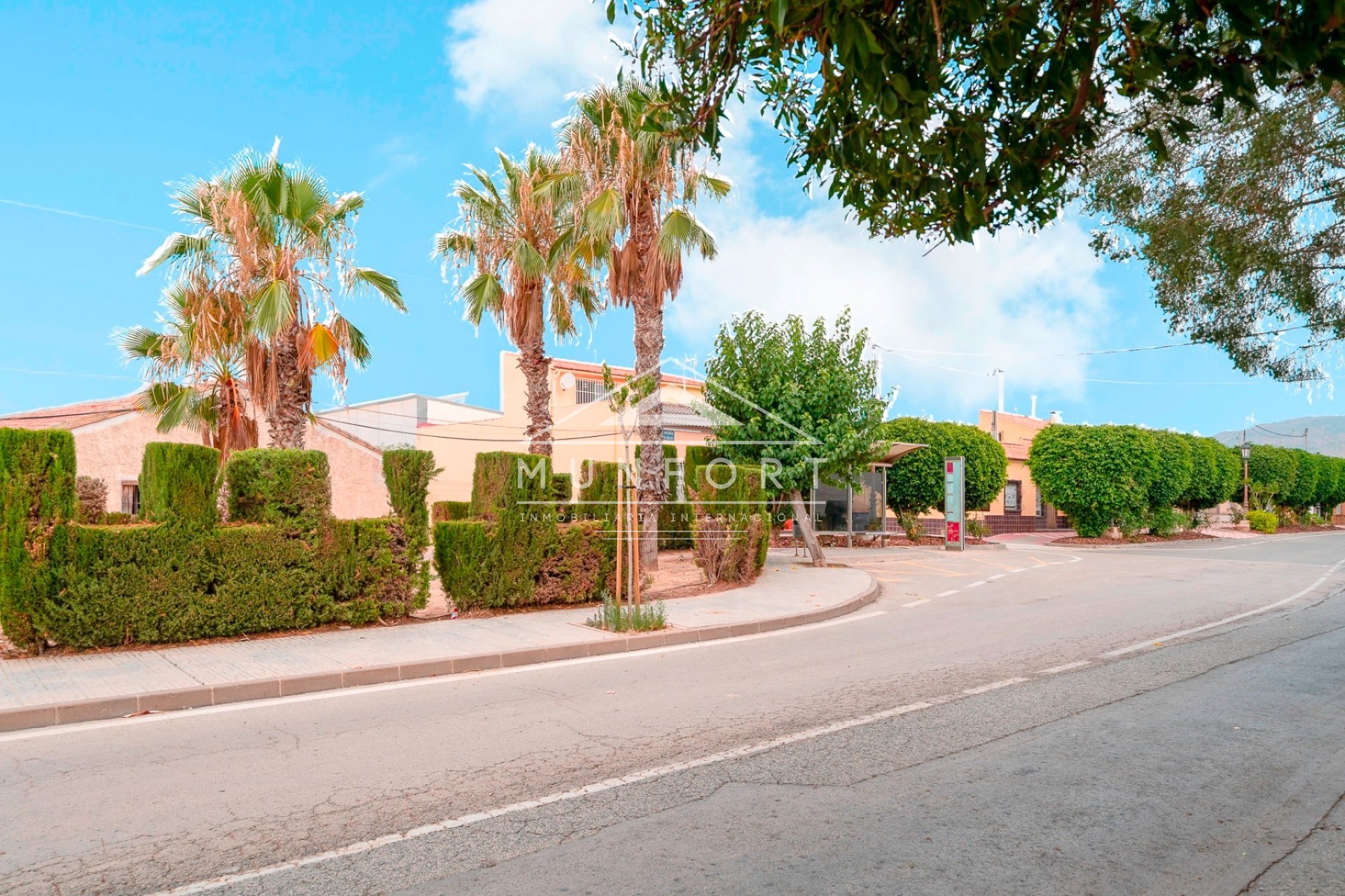 Resale - Villas -
Sucina