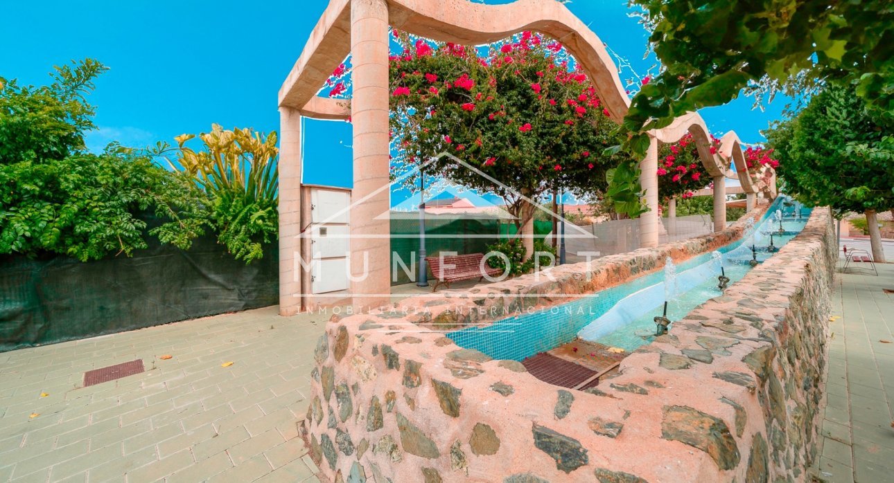 Resale - Villas -
Sucina