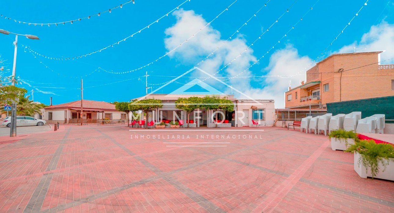 Resale - Villas -
Sucina