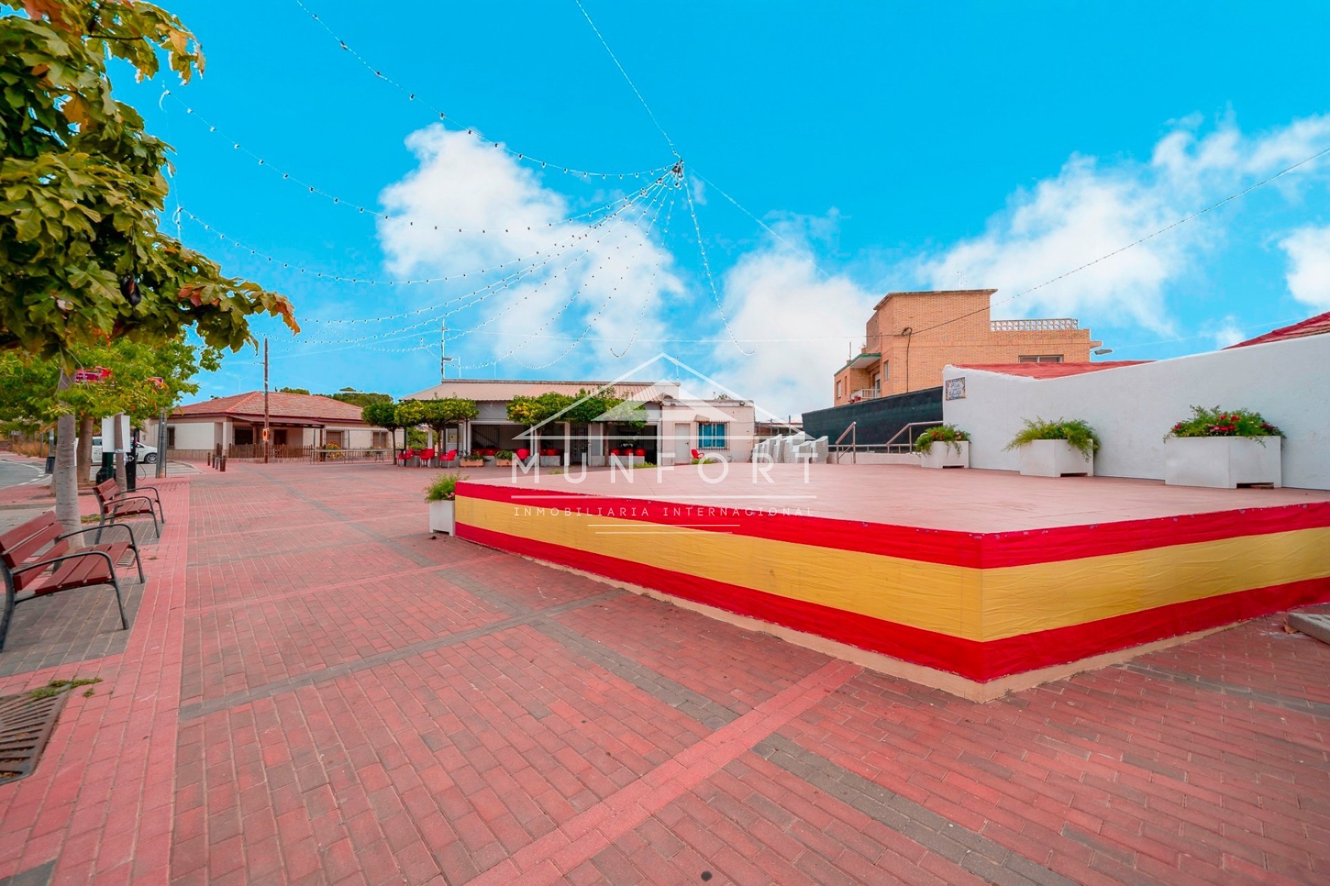 Resale - Villas -
Sucina