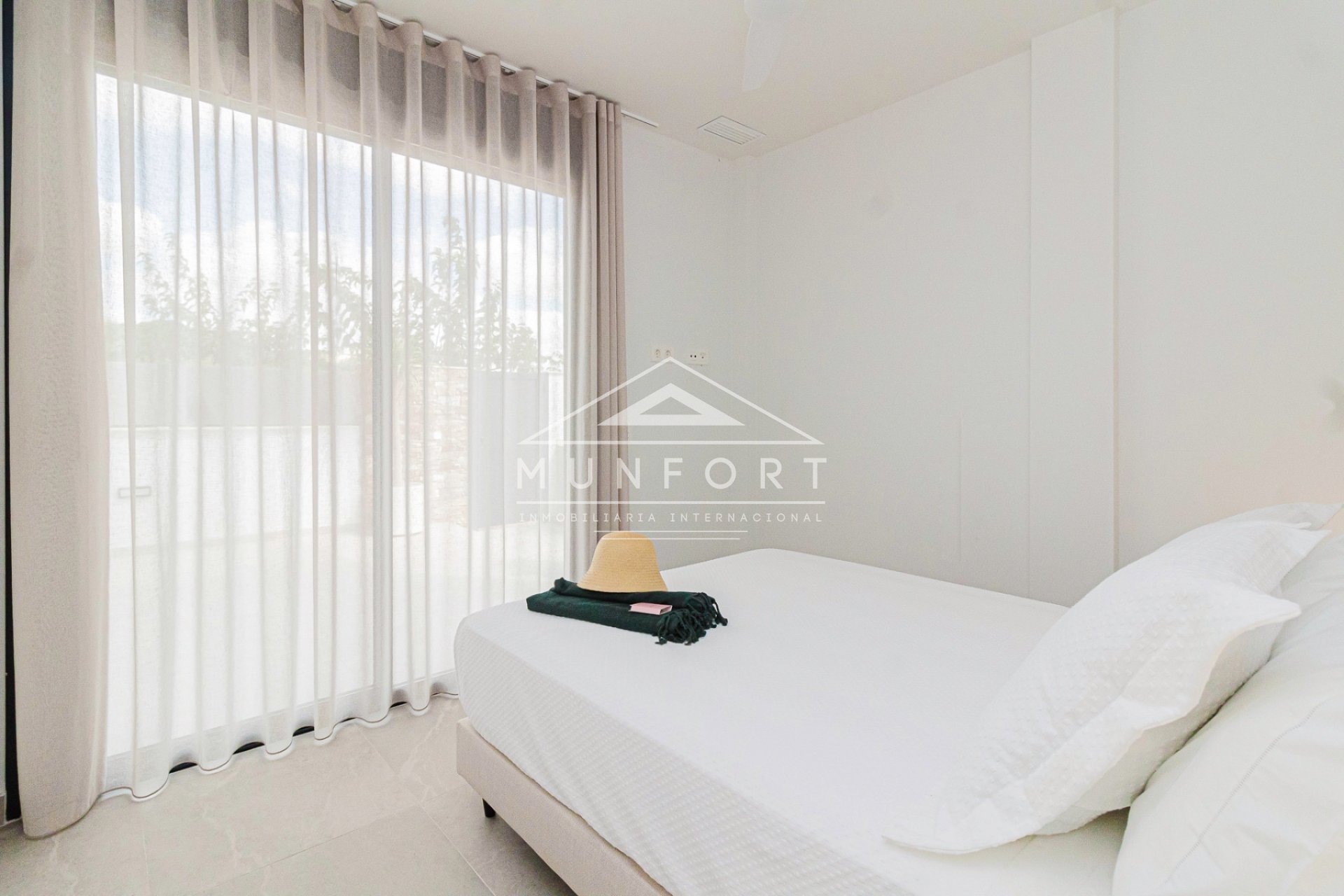 Resale - Villas -
Sucina