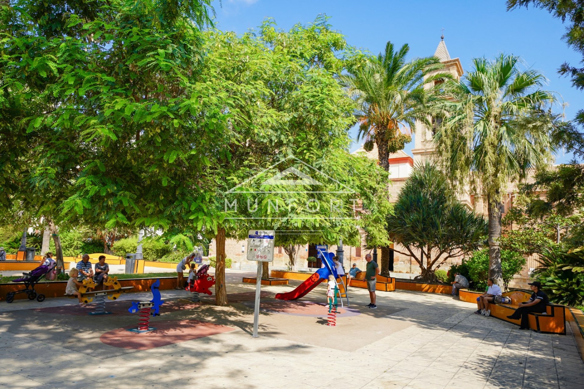 Resale - Villas -
Torrevieja - Jardín del Mar - Torrevieja