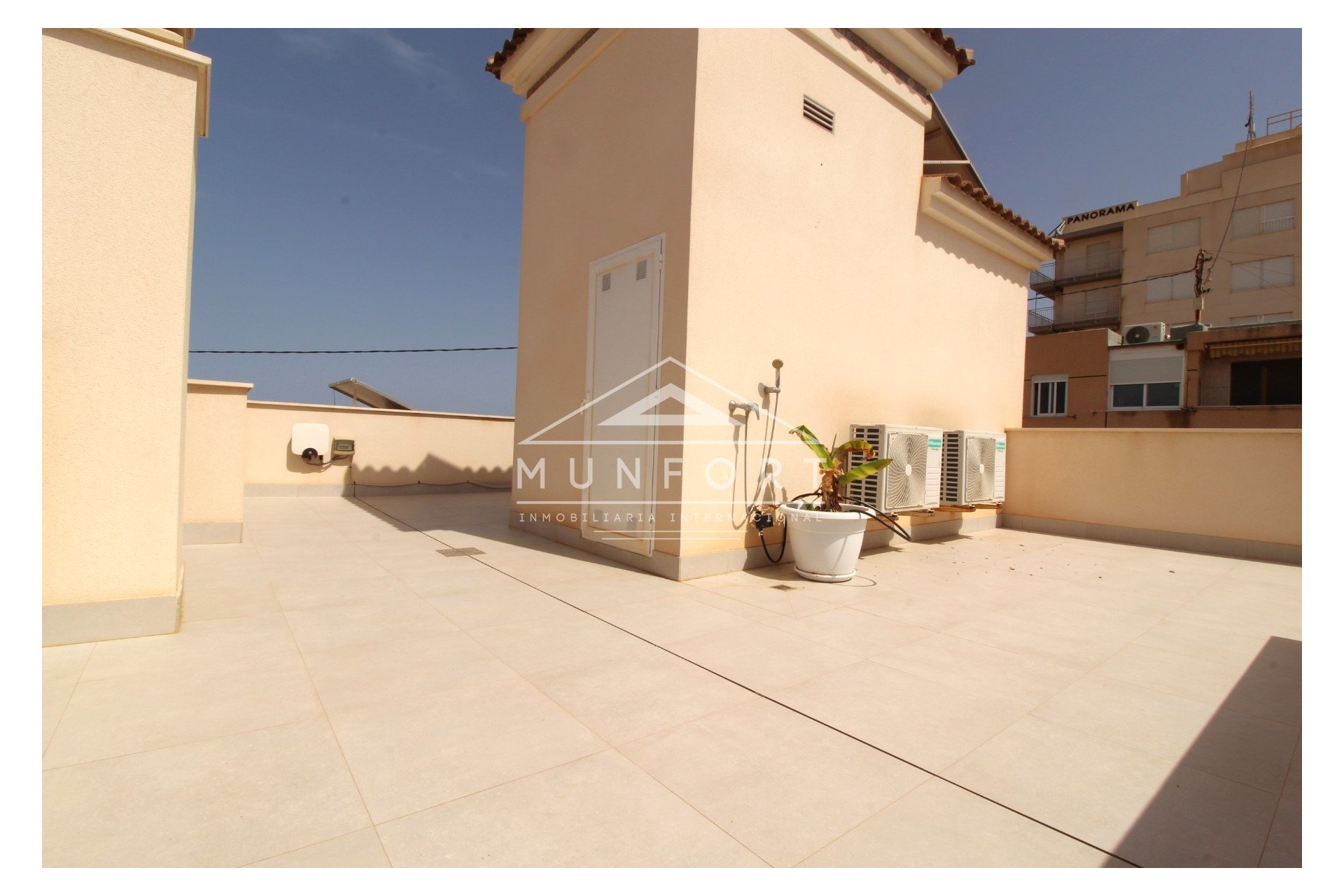 Resale - Villas -
Torrevieja - La Mata - Torrevieja