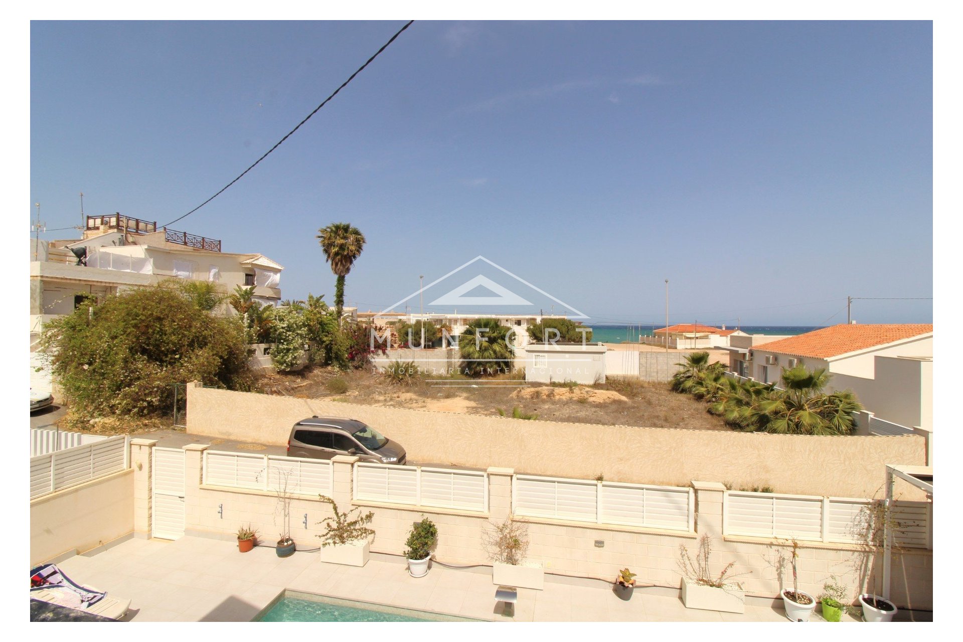 Resale - Villas -
Torrevieja - La Mata - Torrevieja