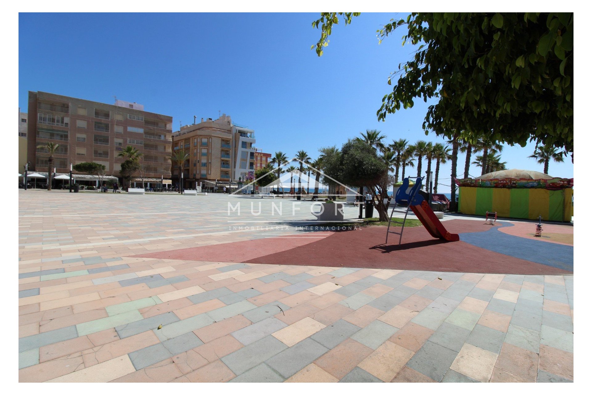 Resale - Villas -
Torrevieja - La Mata - Torrevieja