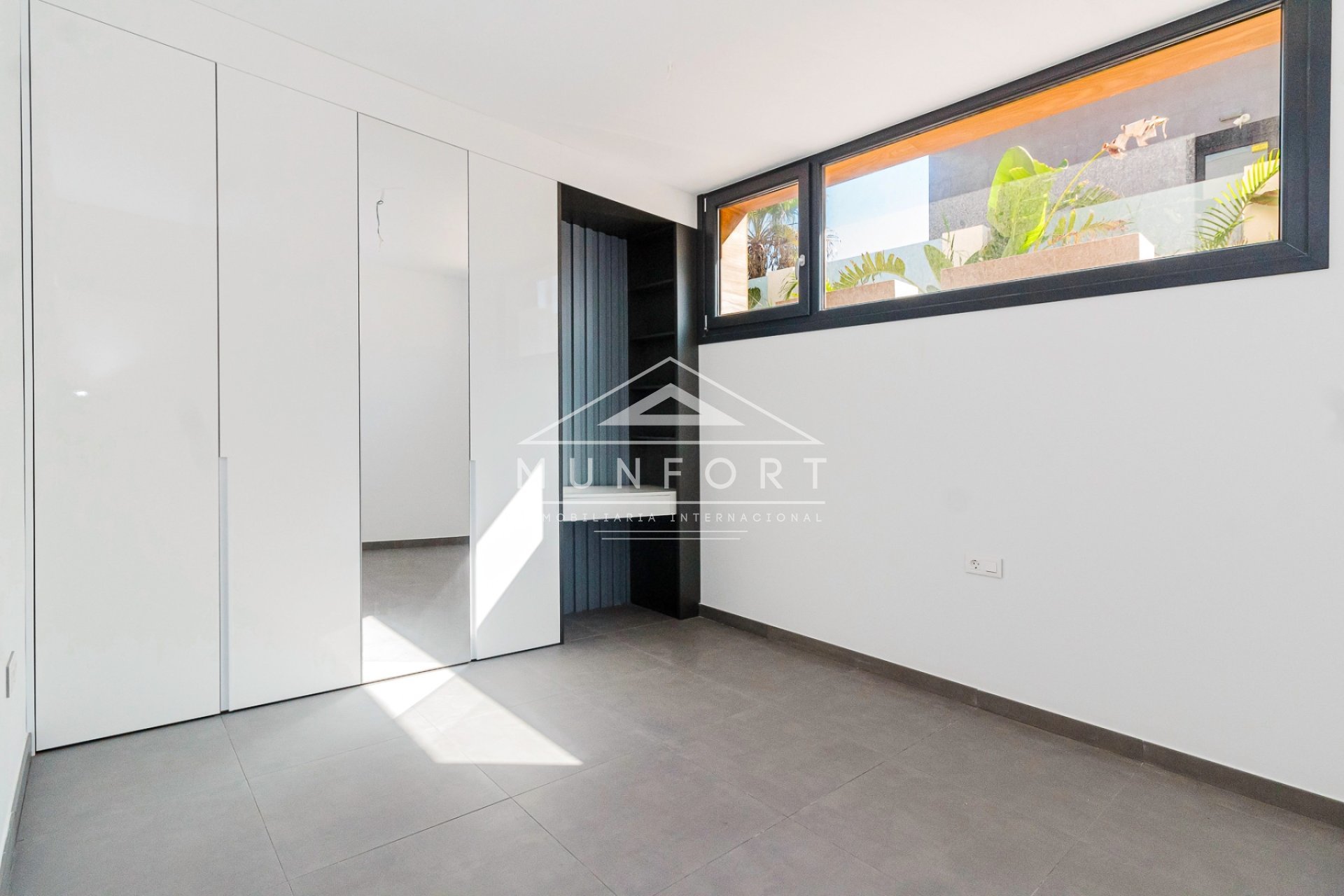 Resale - Villas -
Torrevieja - La Mata - Torrevieja