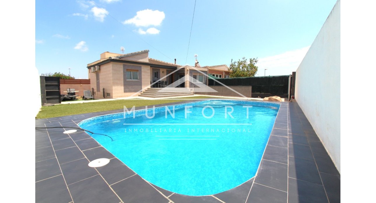 Resale - Villas -
Torrevieja - Los Balcones - Torrevieja