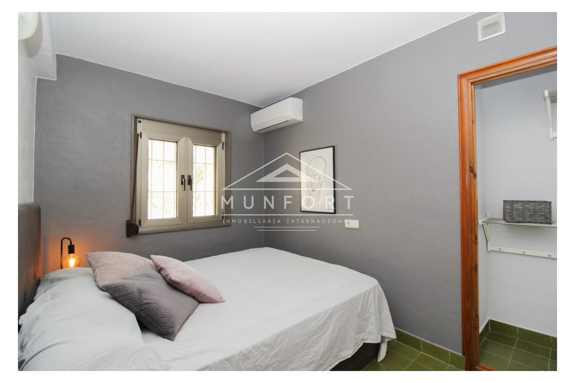 Resale - Villas -
Torrevieja - Los Balcones - Torrevieja