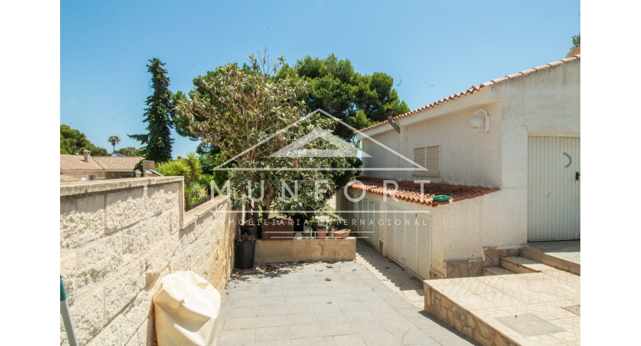 Resale - Villas -
Torrevieja - Los Balcones - Torrevieja