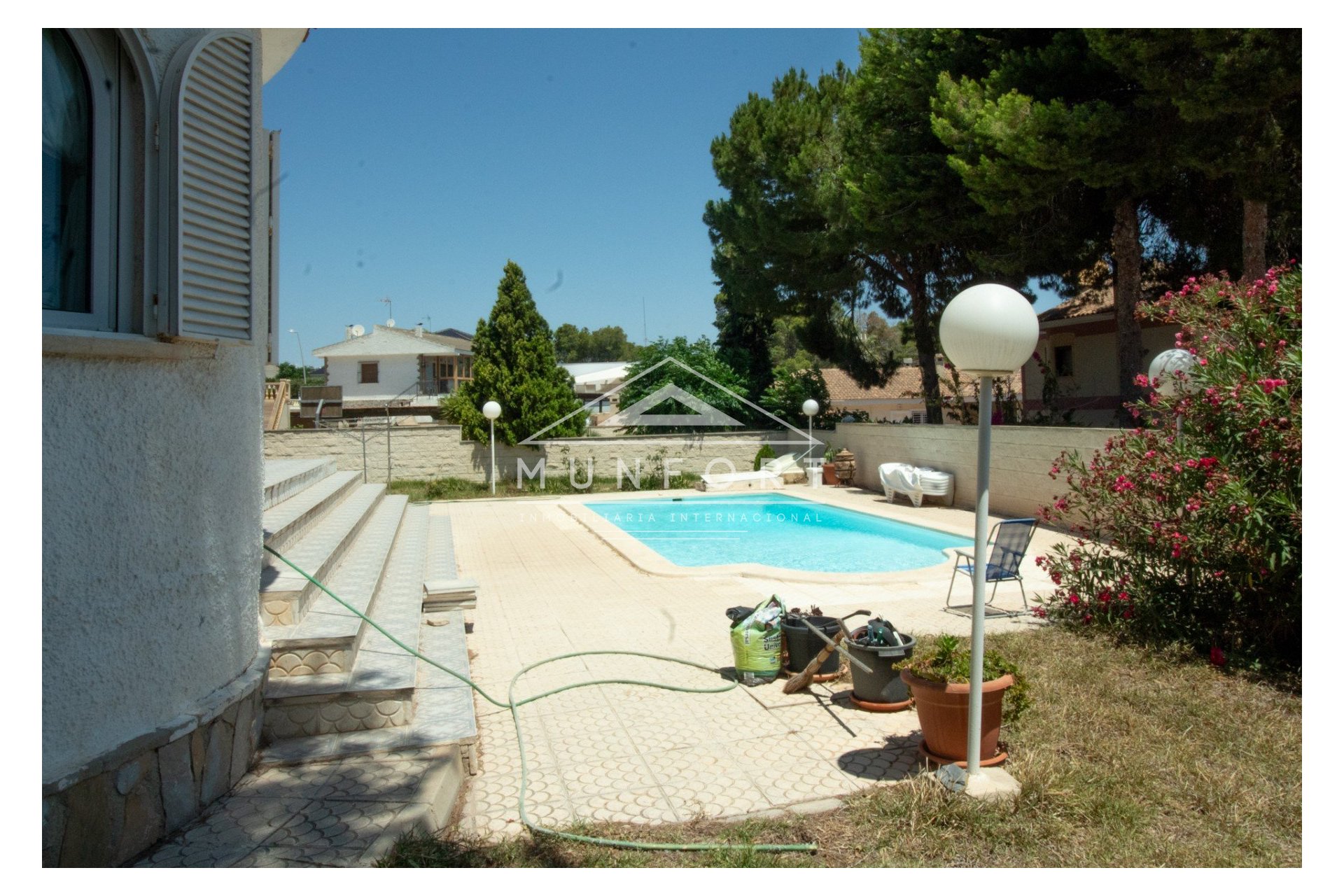 Resale - Villas -
Torrevieja - Los Balcones - Torrevieja