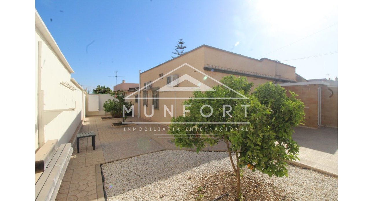 Resale - Villas -
Torrevieja - Los Balcones