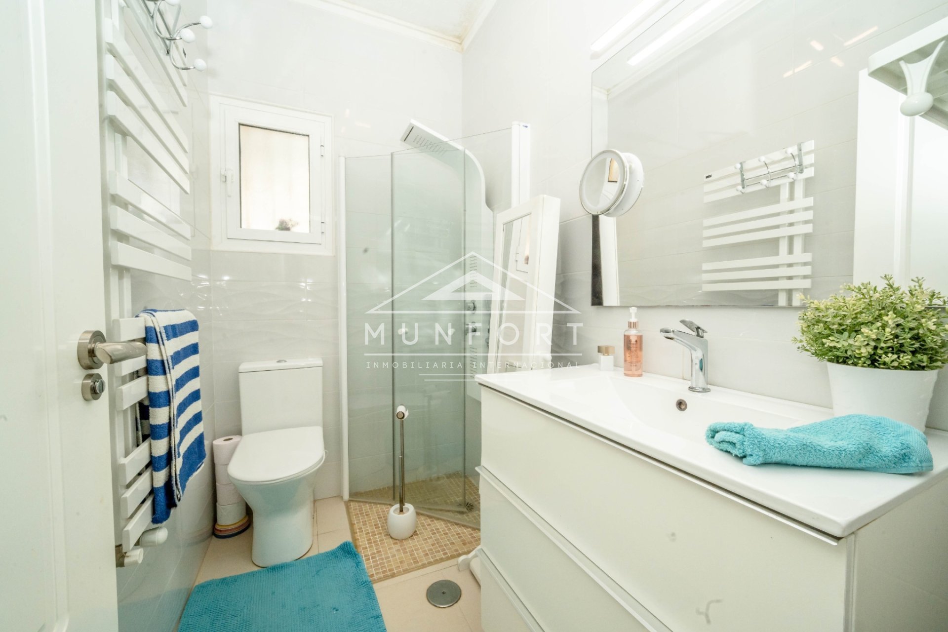 Resale - Villas -
Villamartin