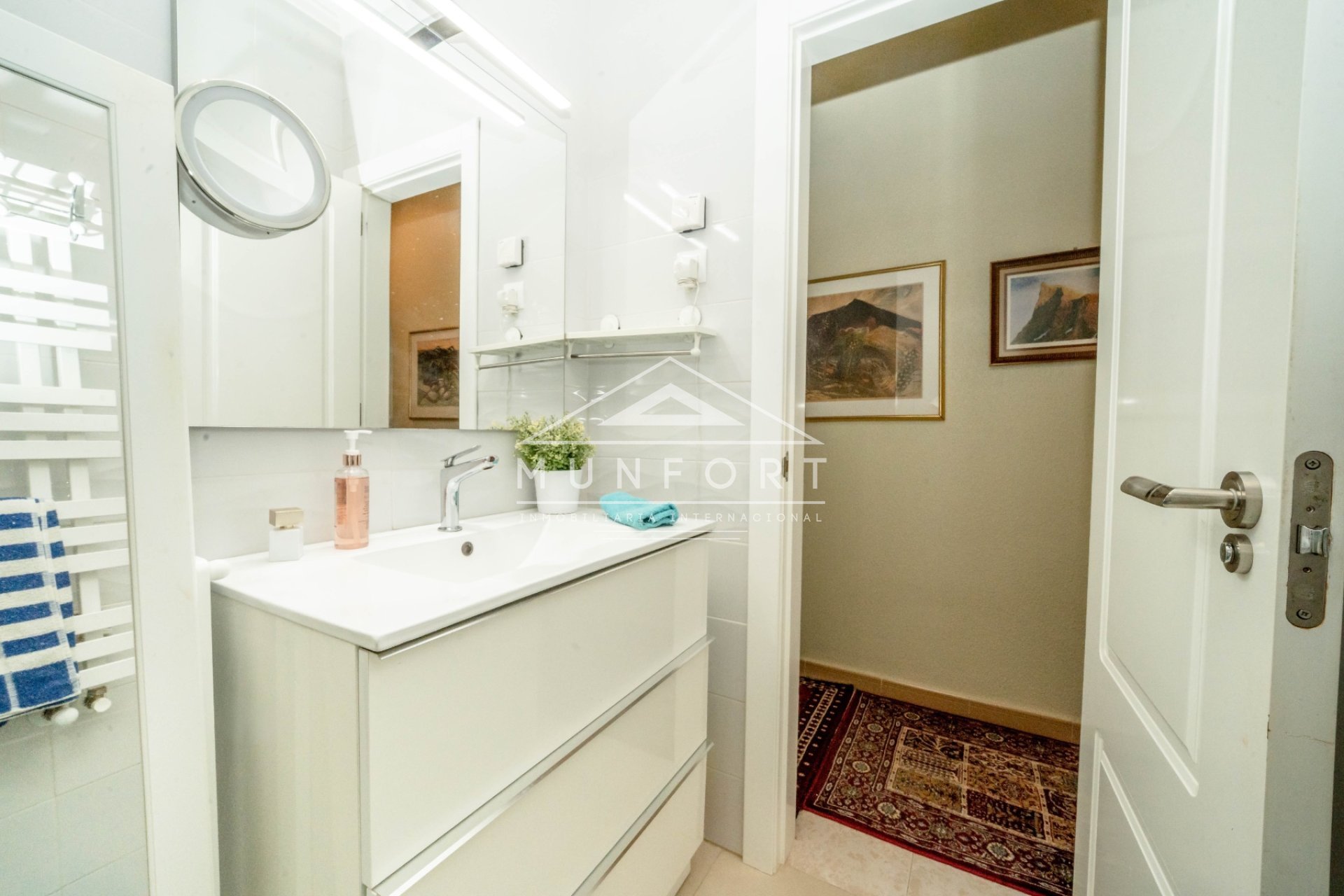Resale - Villas -
Villamartin