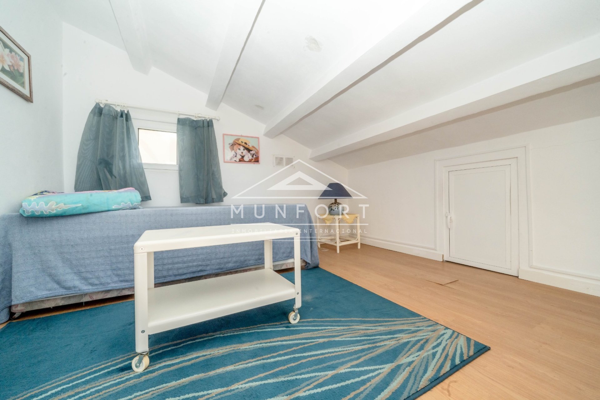 Resale - Villas -
Villamartin