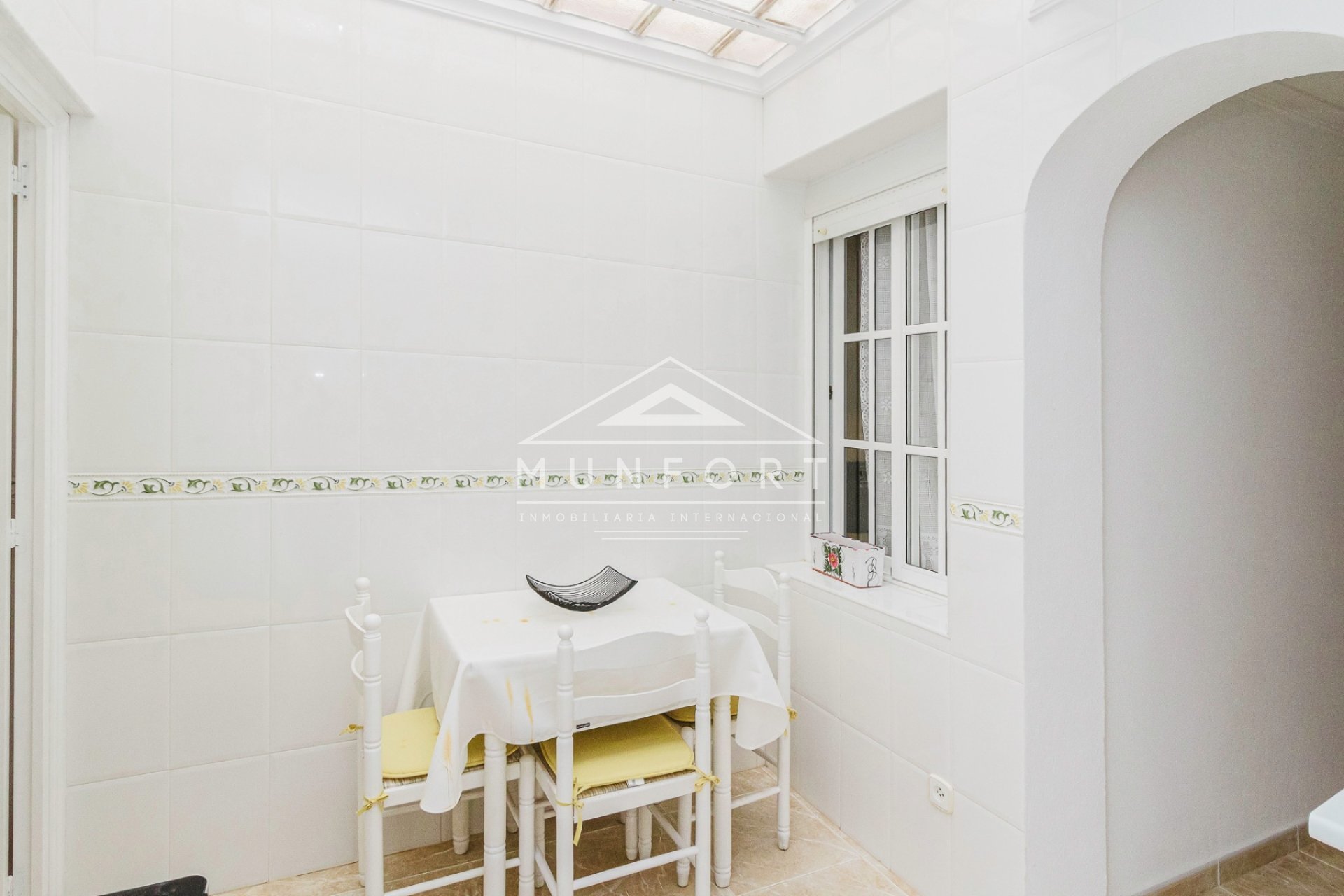 Revente - Appartements -
Los Nietos