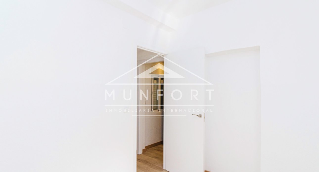 Revente - Appartements -
Los Nietos