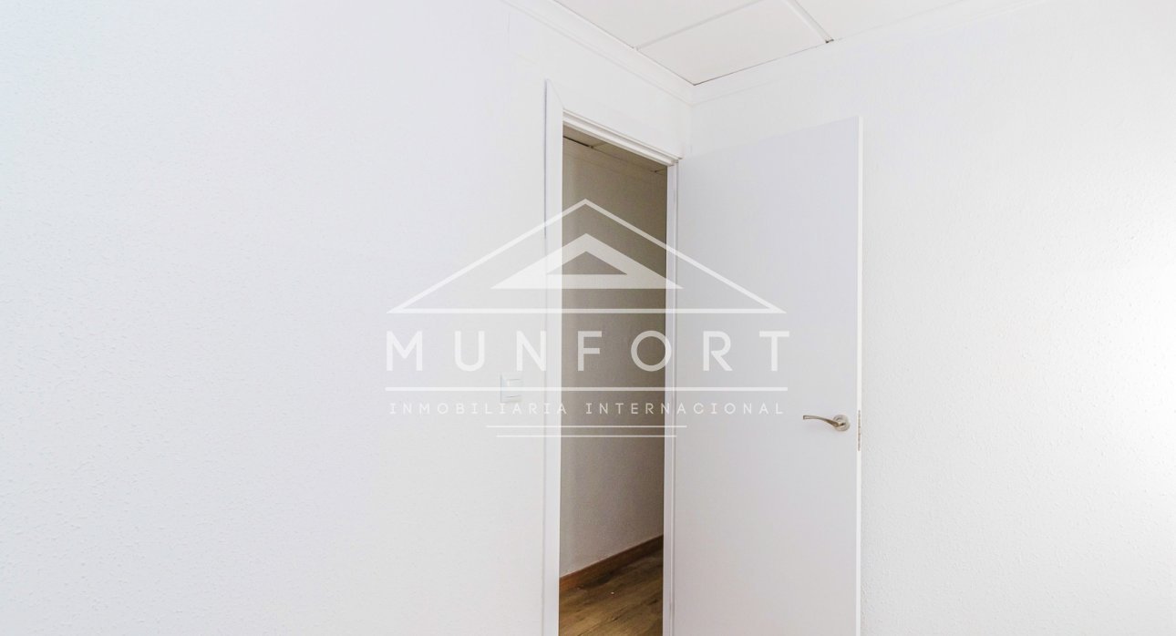 Revente - Appartements -
Los Nietos