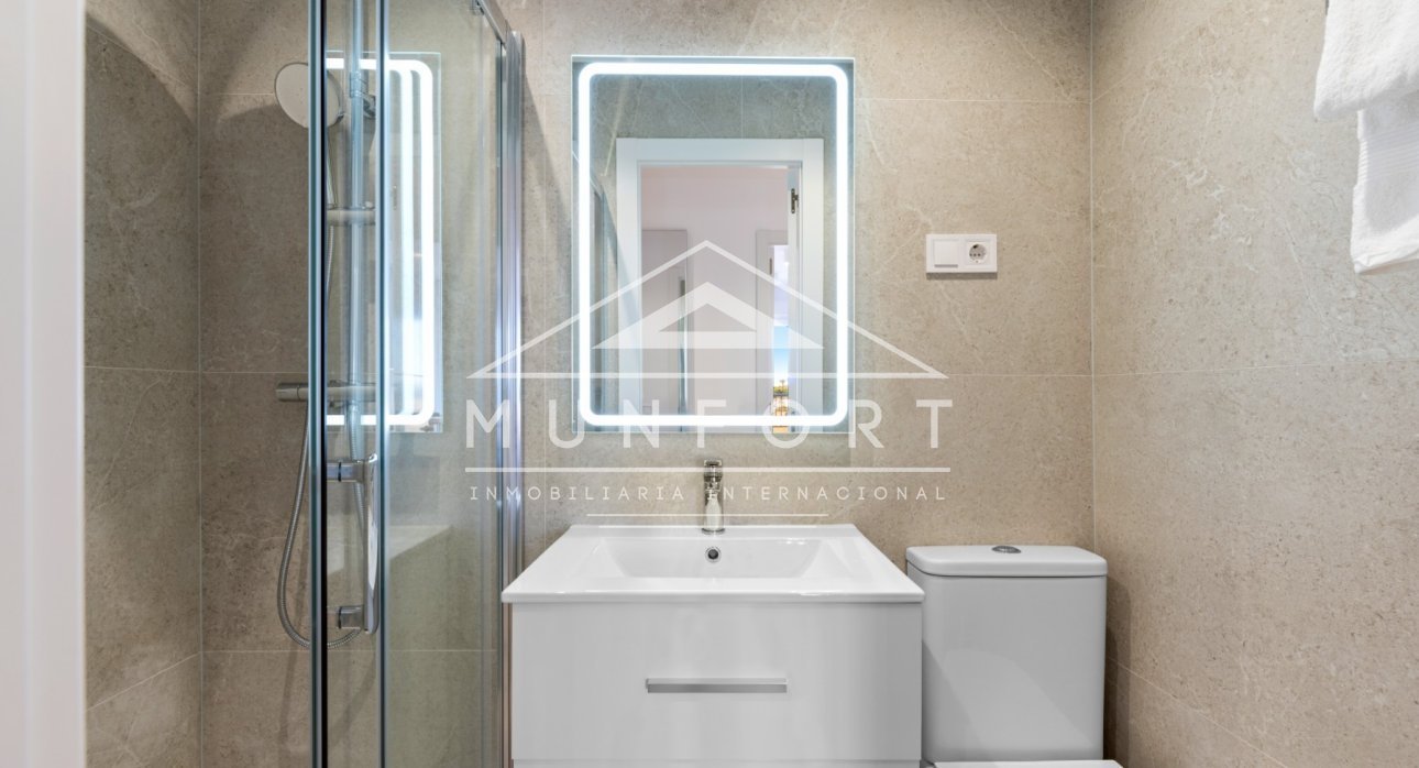 Revente - Appartements -
Orihuela Costa - Punta Prima