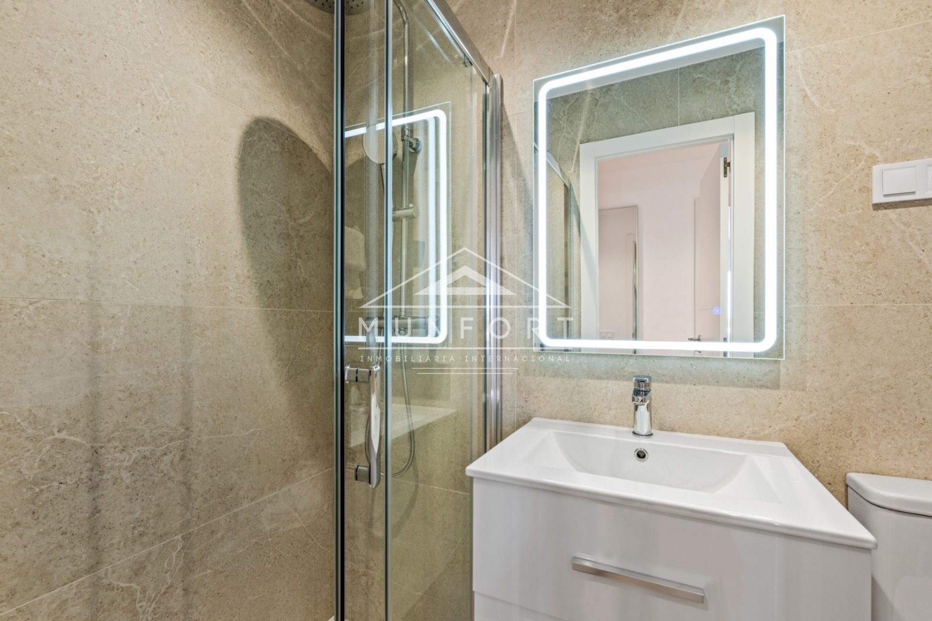 Revente - Appartements -
Orihuela Costa - Punta Prima