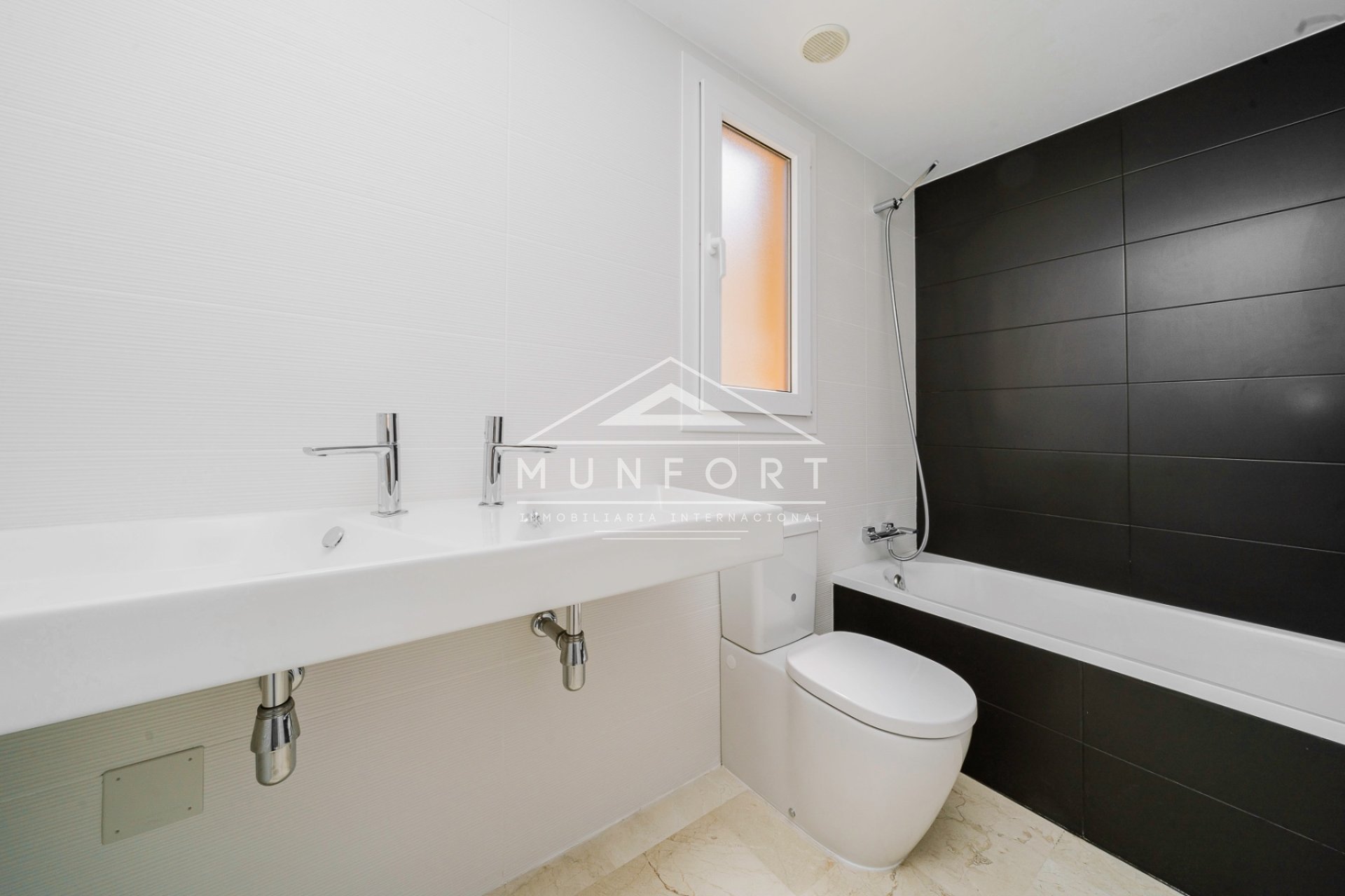 Revente - Appartements -
Orihuela Costa - Punta Prima