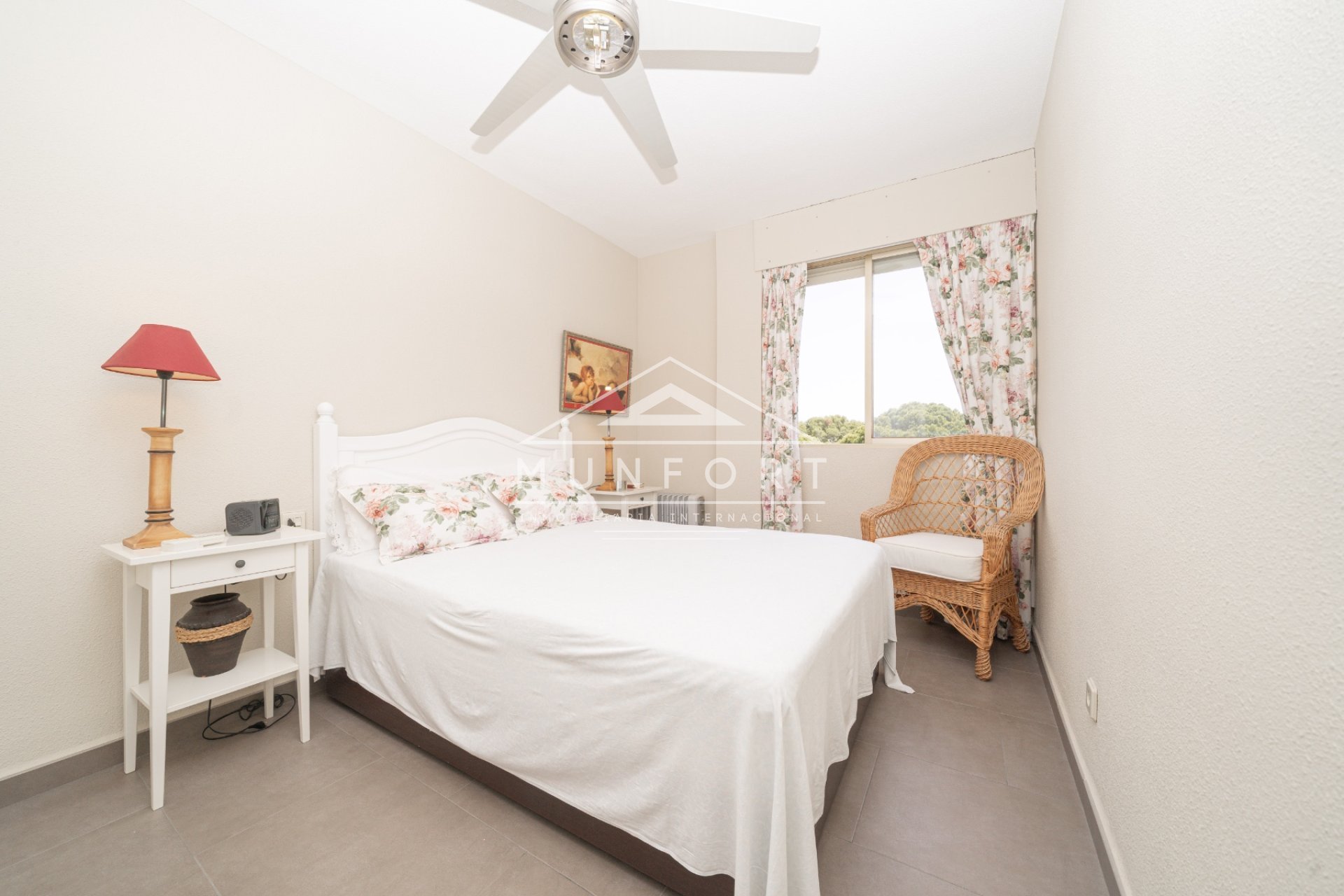 Revente - Appartements -
Orihuela Costa - Punta Prima