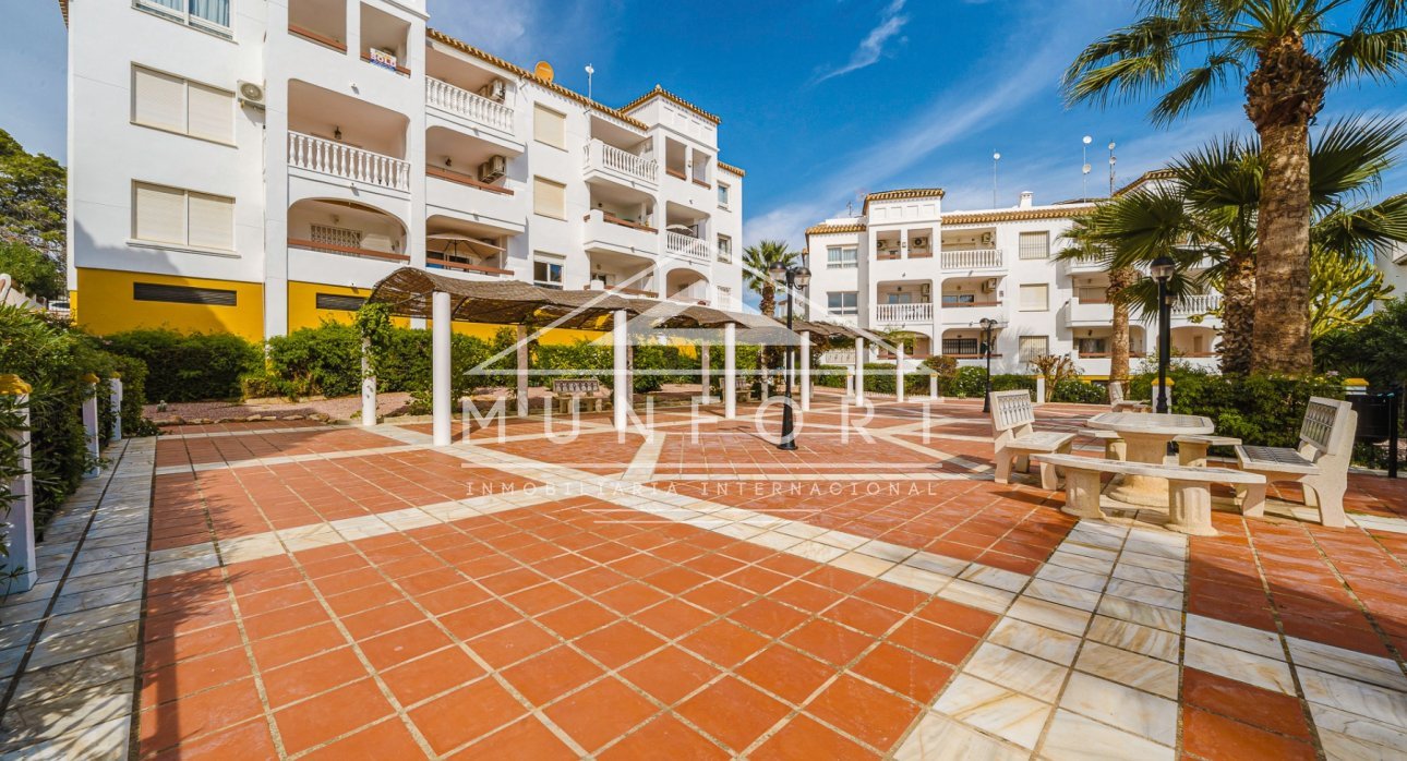 Revente - Appartements -
Orihuela Costa - Villamartín