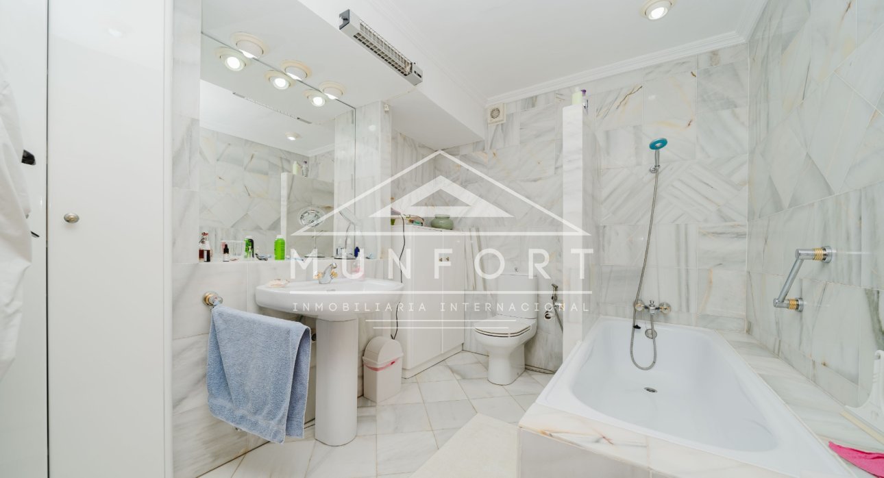 Revente - Bâtiment -
Cartagena - La Manga