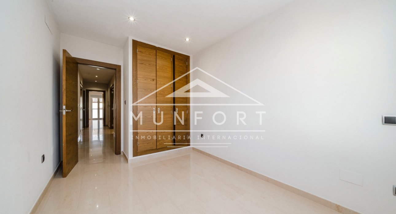 Revente - Bâtiment -
Pilar de la Horadada