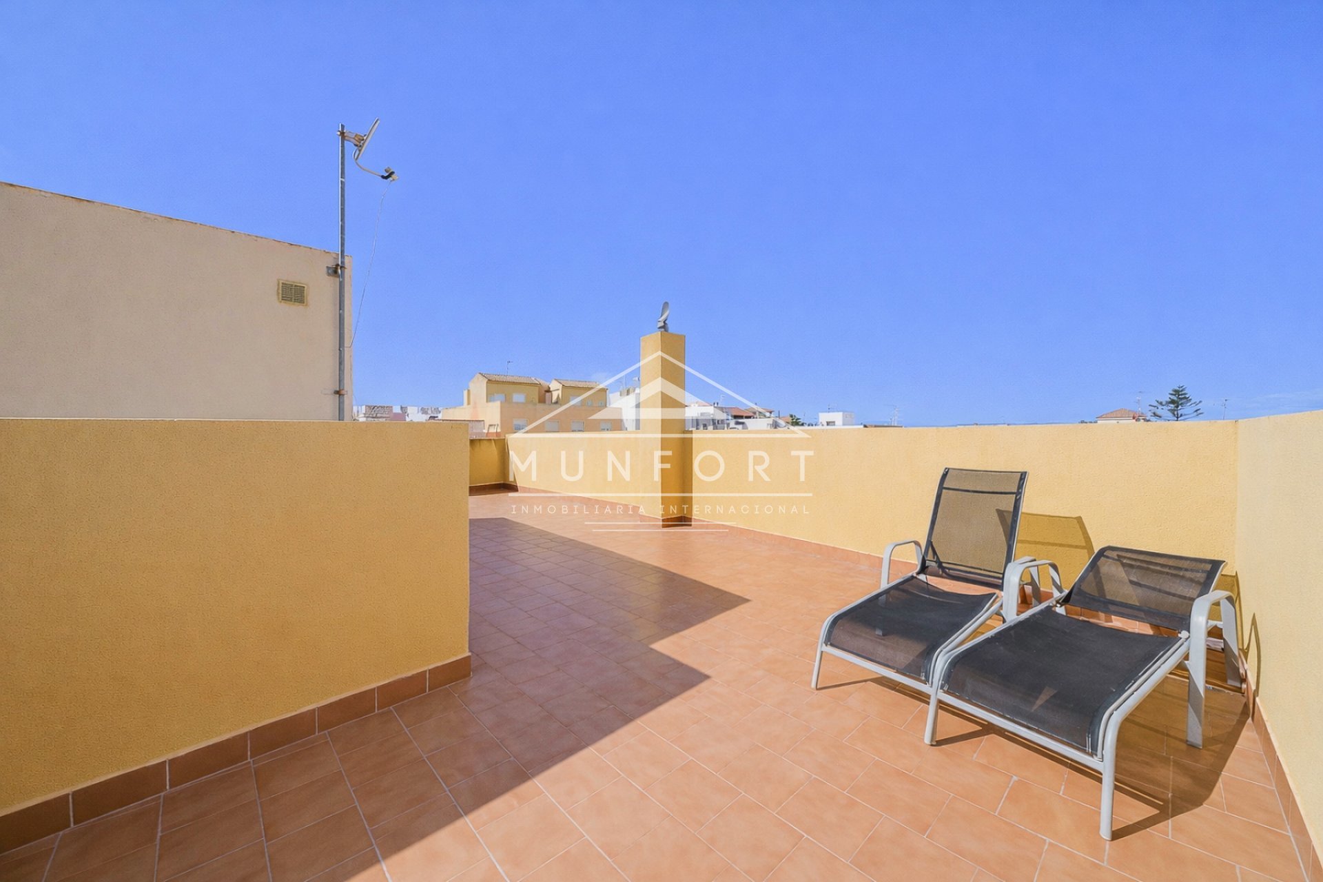 Revente - Bâtiment -
San Miguel de Salinas