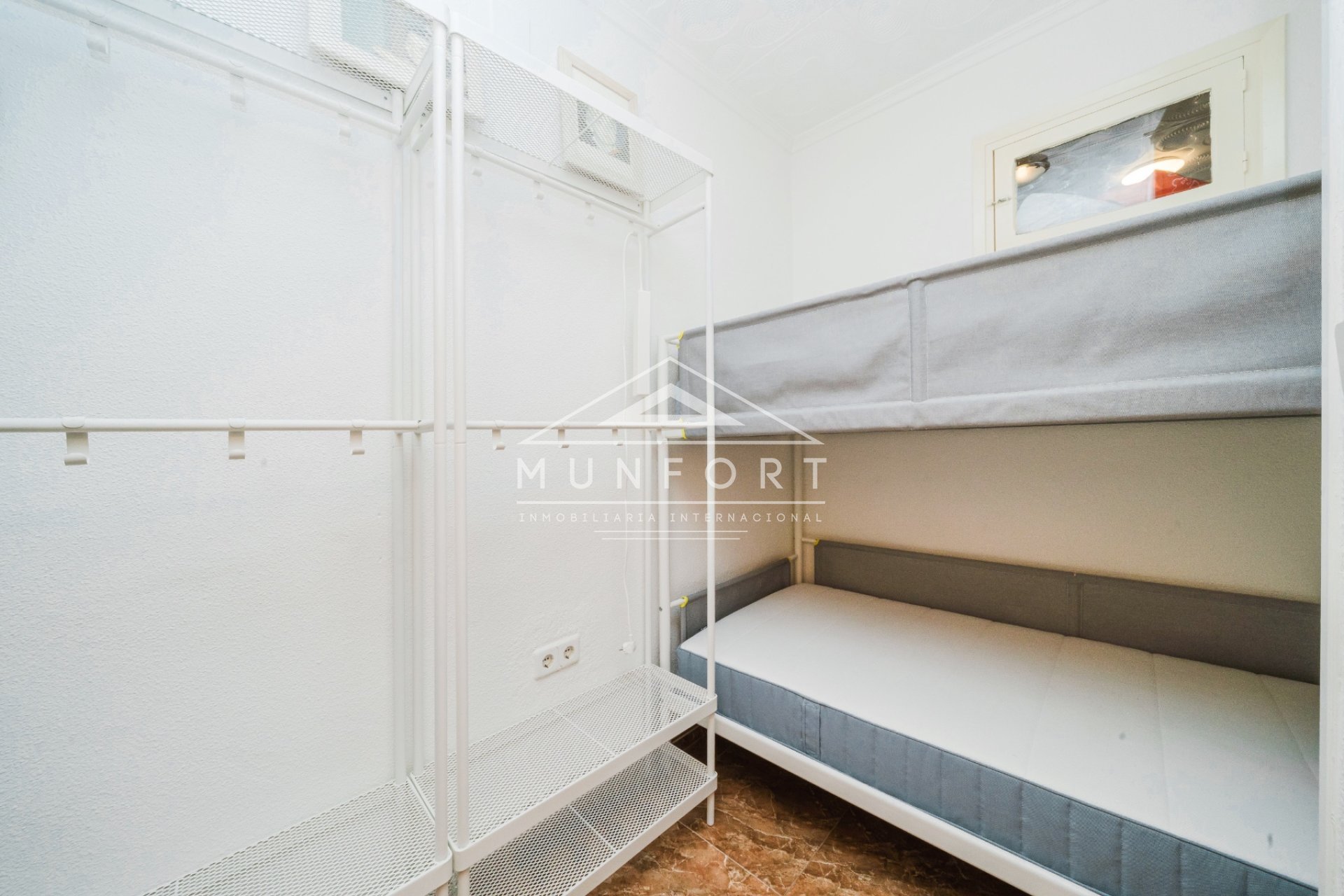 Revente - Bungalows -
Los Nietos