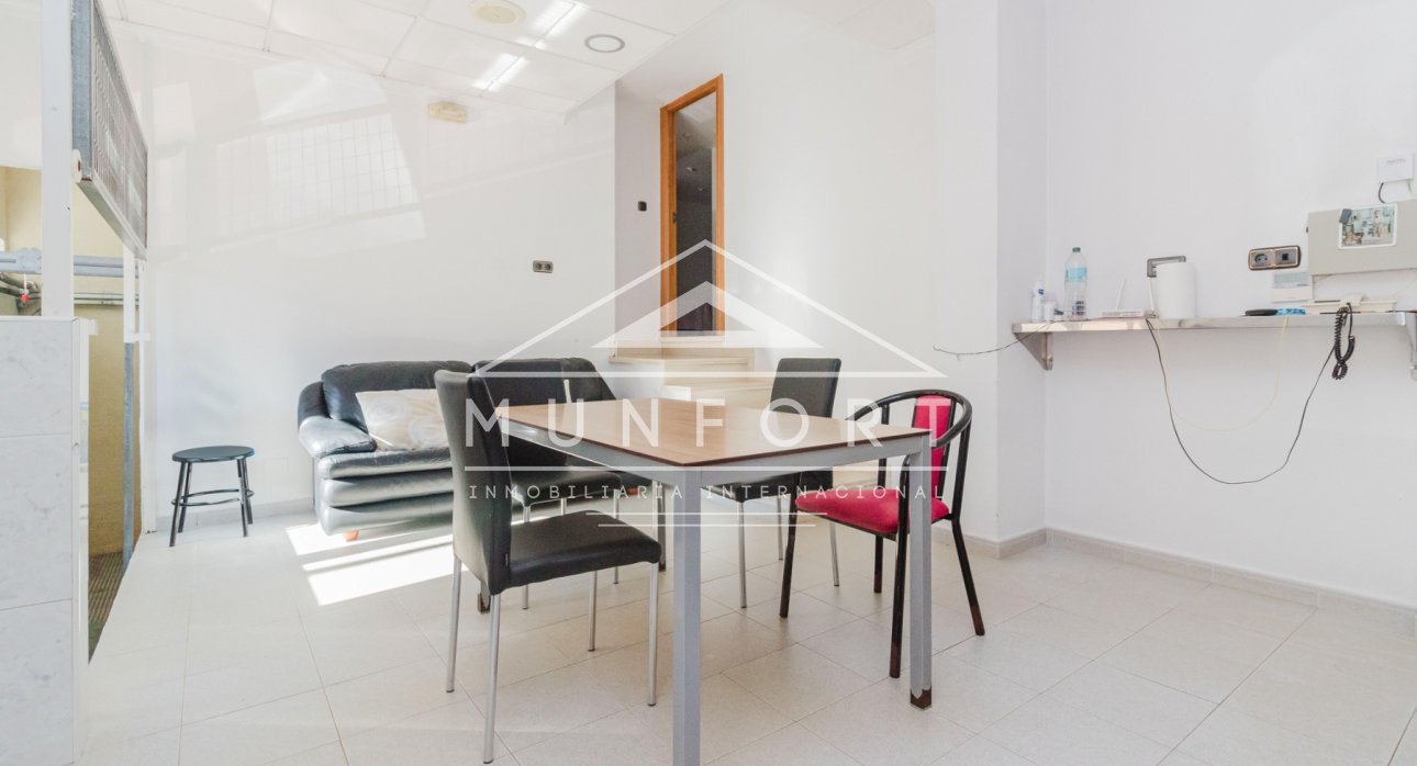 Revente - Locaux commerciaux -
Alcázares, Los