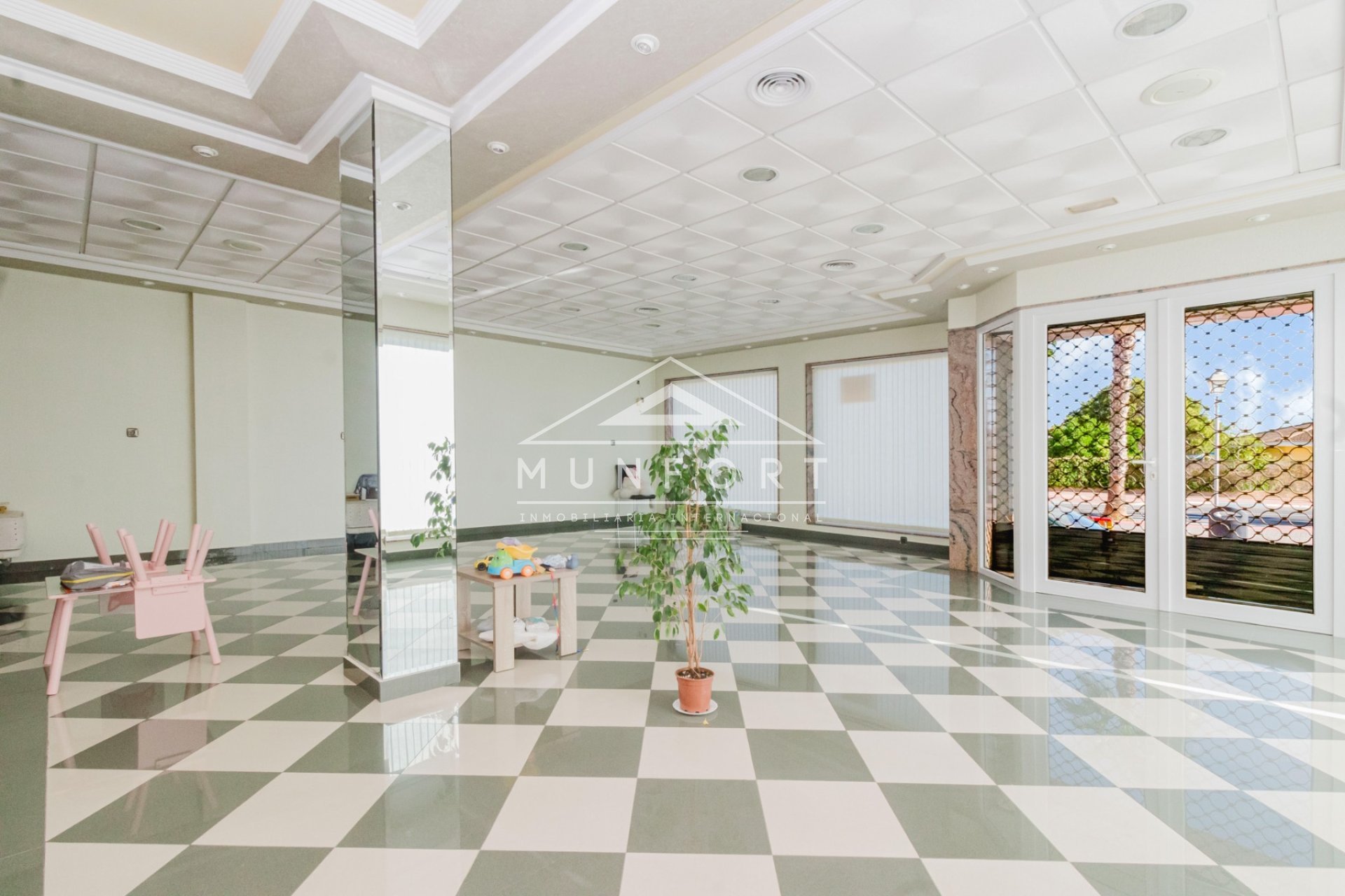 Revente - Locaux commerciaux -
Alcázares, Los