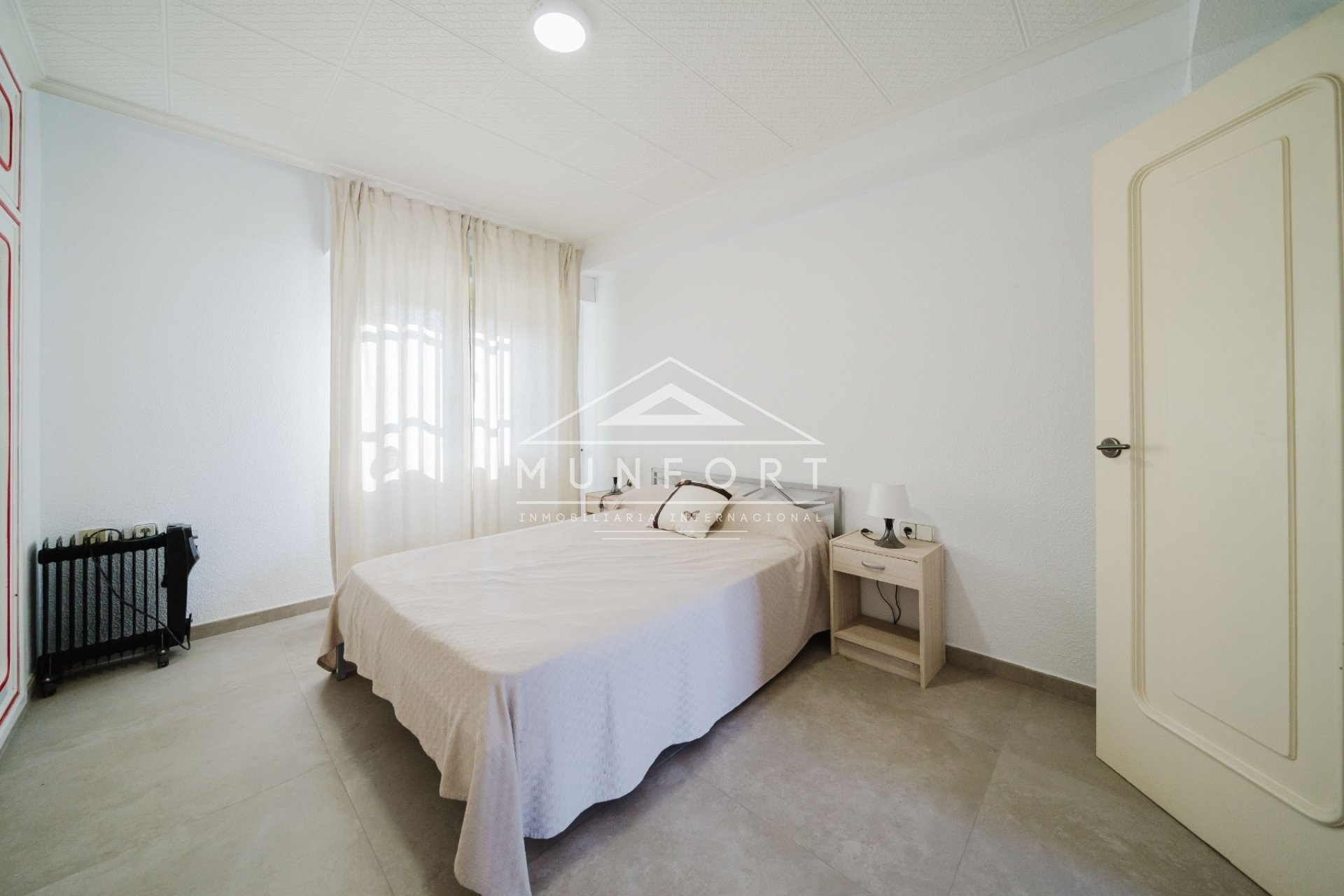 Revente - Locaux commerciaux -
ALICANTE - Alicante