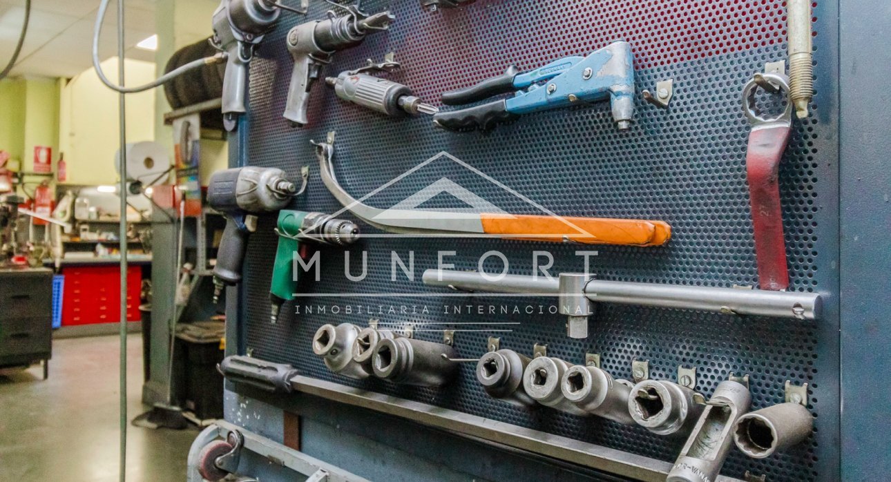 Revente - Locaux commerciaux -
Torrevieja - Centro - Torrevieja